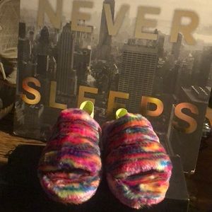 Fury slip in sandles